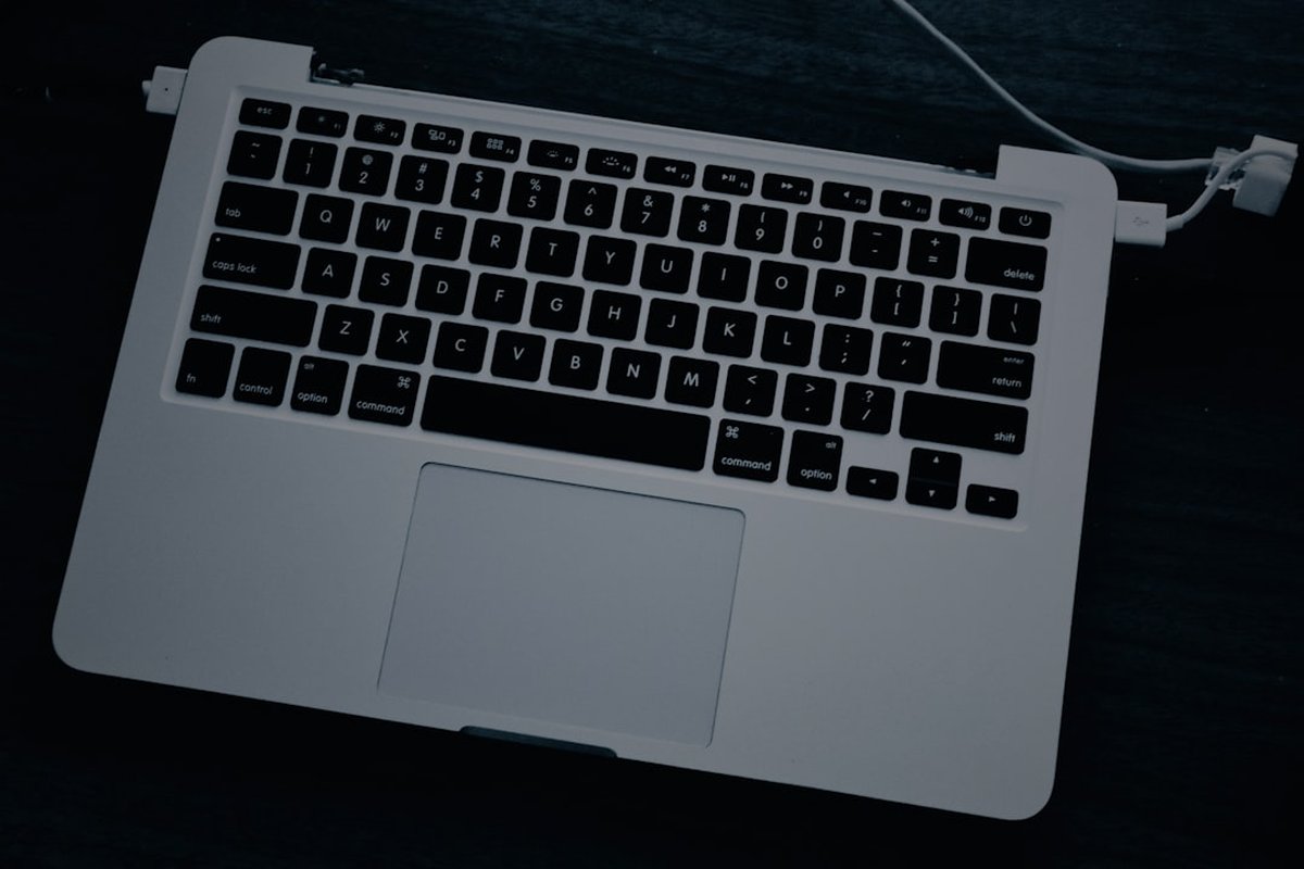 Meeting Notes in Seconds: Email Me for Professionals