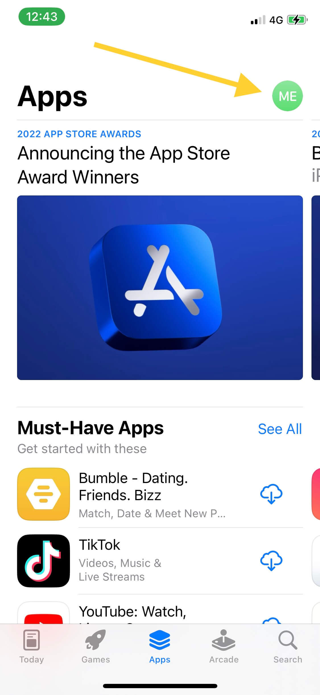App App Store mostrando el icono de perfil en la esquina superior derecha para acceder a configuración de cuenta y canje de códigos promocionales
